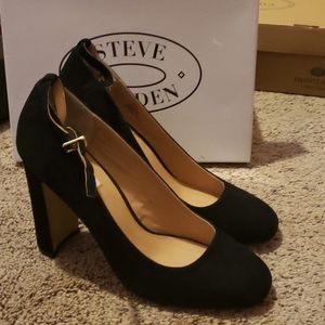 Steve Madden Tessssa Black Suede Heels with Box!